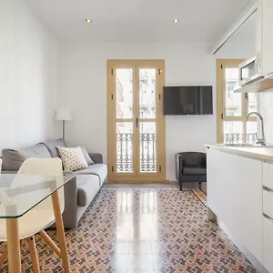 https://flateli-rossello-barcelona.catalonia-hotels.com